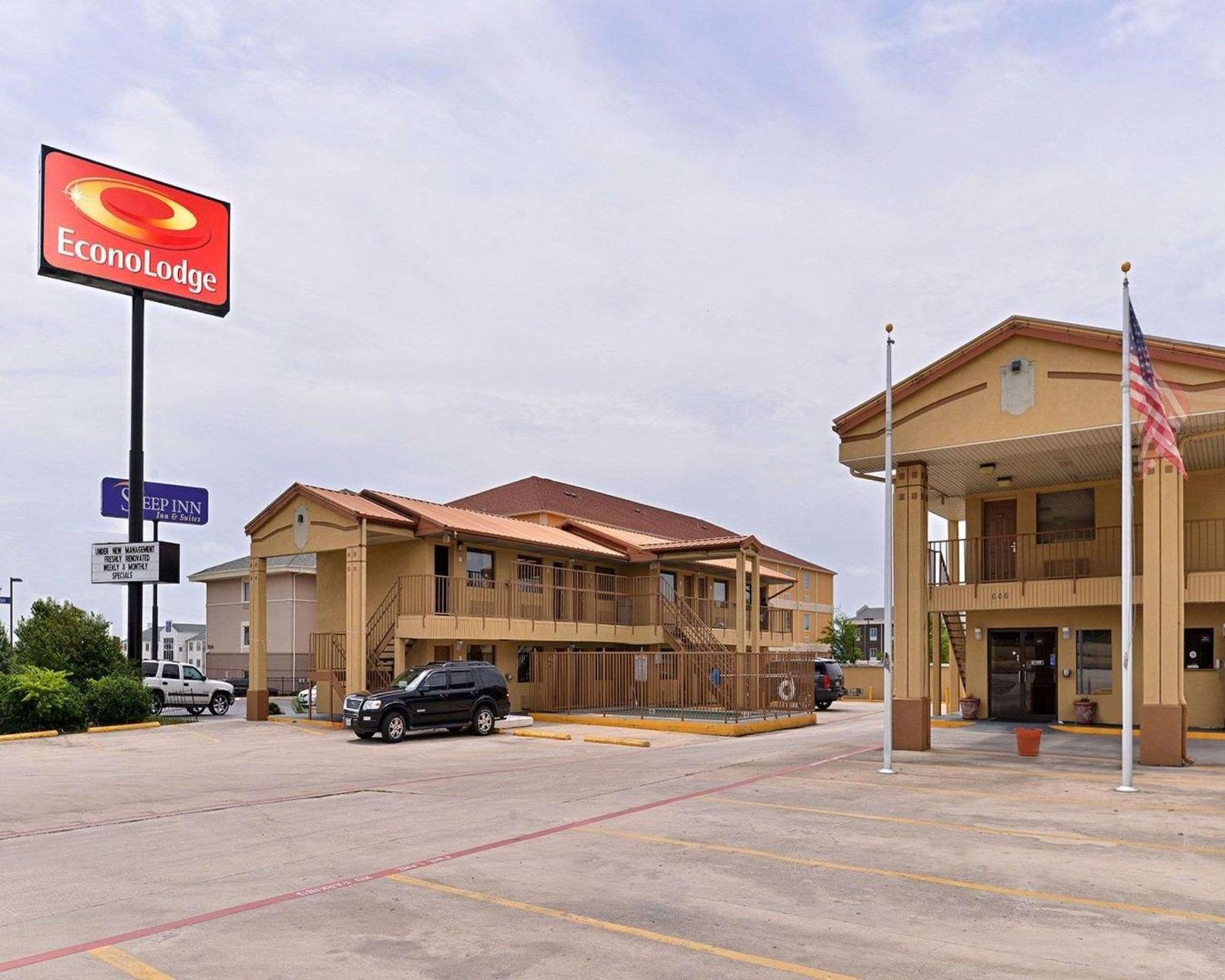 Econo Lodge Килийн Екстериор снимка